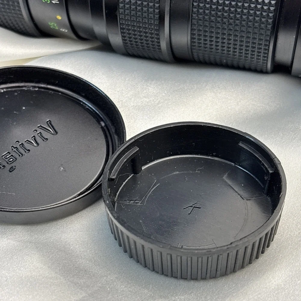 Vintage Vivitar Macro‎ Focusing Zoom Camera Lens 75-205mm 1:3.8 58mm Japan